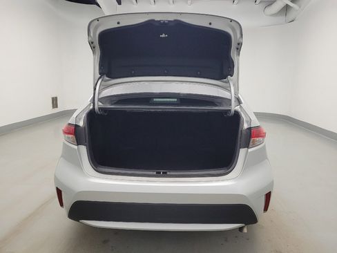 Used 2022 Toyota Corolla LE FWD image 29