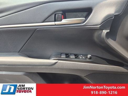 Used 2025 Toyota Camry SE w/ Multimedia Upgrade Package AWD/4WD image 25