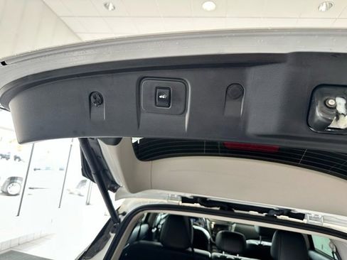 Used 2023 Nissan Murano Platinum image 20