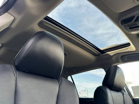 Used 2022 Subaru Outback Limited w/ Popular Package #2 image 18