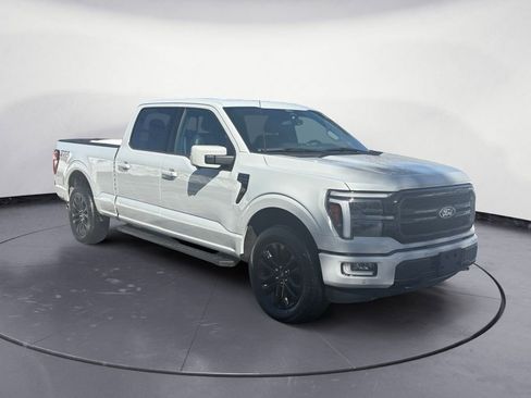 Used 2024 Ford F150 Lariat w/ FX4 Off-Road Package image 7