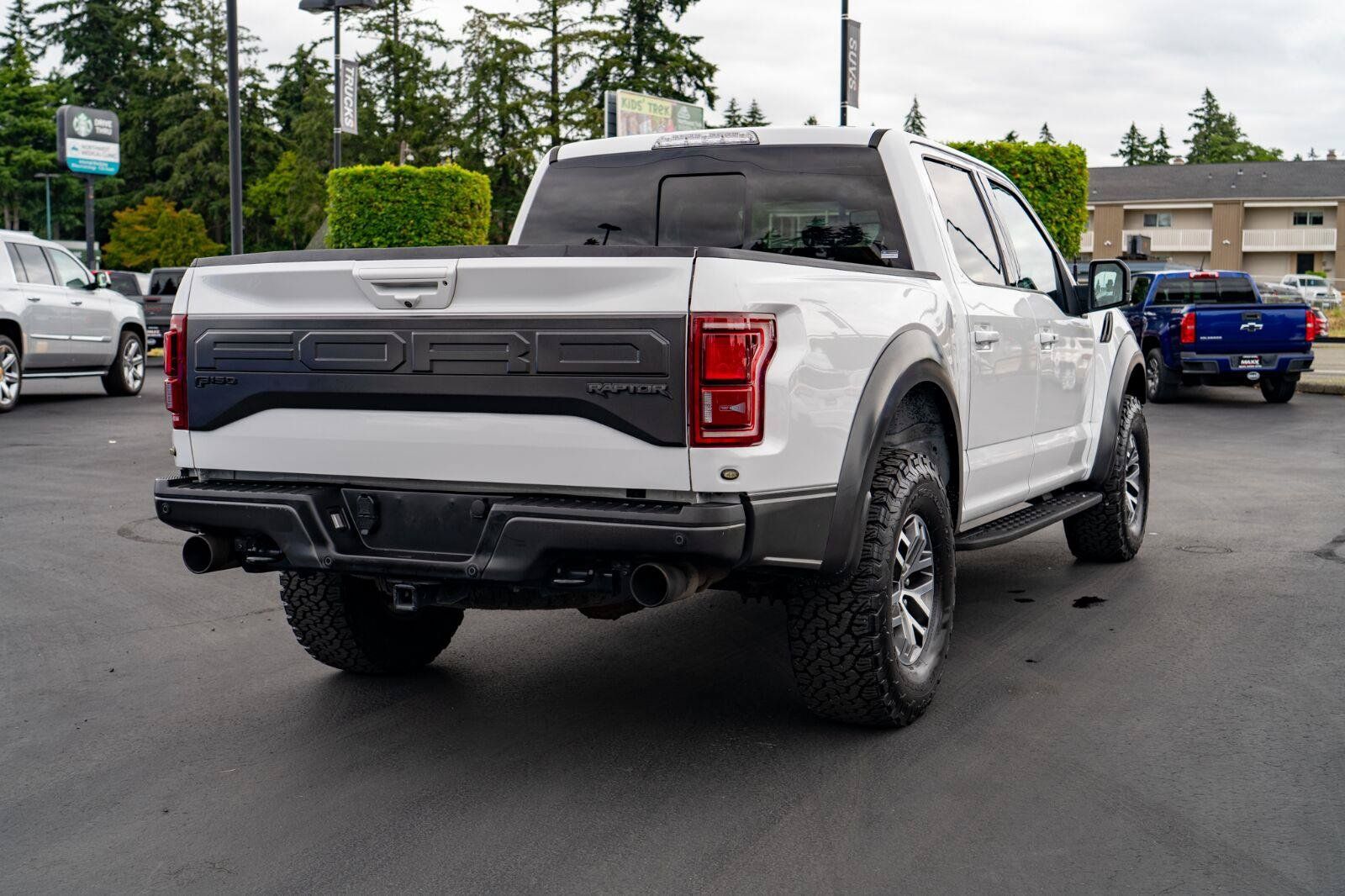 Used 2018 Ford F150 Raptor w/ Equipment Group 802A Luxury AWD/4WD image 9