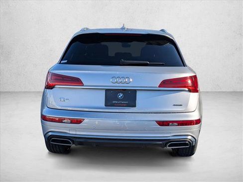 Used 2022 Audi Q5 2.0T Premium w/ Convenience Package AWD/4WD image 7