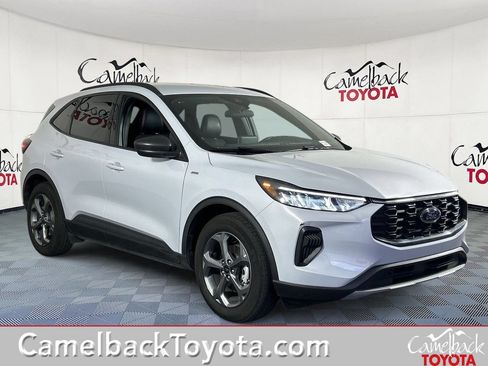 Used 2025 Ford Escape ST-Line w/ Equipment Group 301A FWD image 1