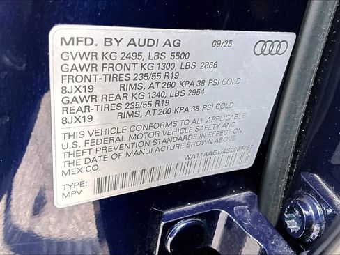 Used 2025 Audi Q5 Premium w/ Convenience Package AWD/4WD image 19