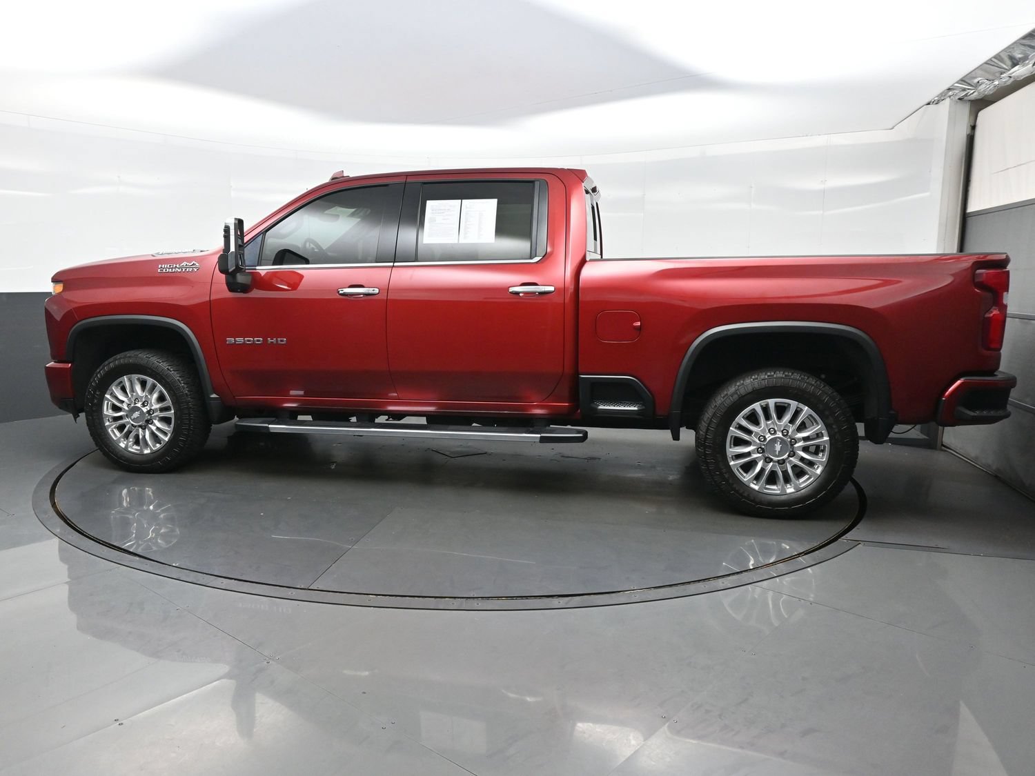 Used 2020 Chevrolet Silverado 3500 High Country w/ Technology Package AWD/4WD image 4