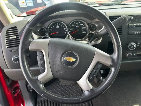 Used 2011 Chevrolet Silverado 1500 LT w/ Interior Plus Package image 17