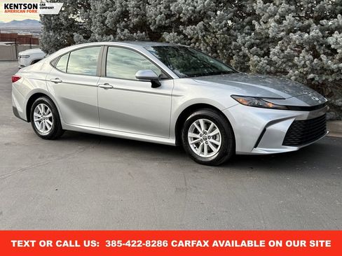 Used 2026 Toyota Camry LE image 9