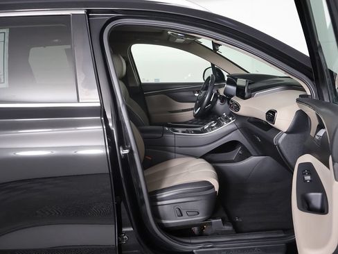 Used 2023 Hyundai Santa Fe Limited w/ Winter Weather Package FWD image 34