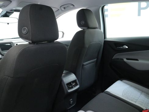 Used 2023 Chevrolet Equinox LS image 26