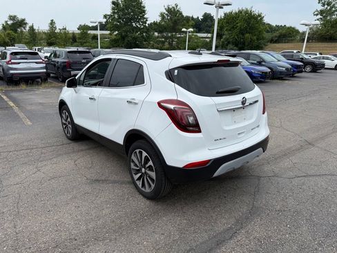 Used 2018 Buick Encore Essence AWD/4WD image 2