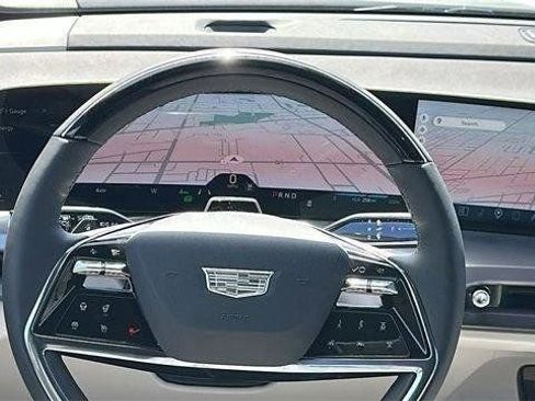 New 2026 Cadillac Vistiq Sport w/ LPO, Floor Liner Package image 16