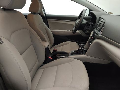 Used 2018 Hyundai Elantra SE FWD image 21