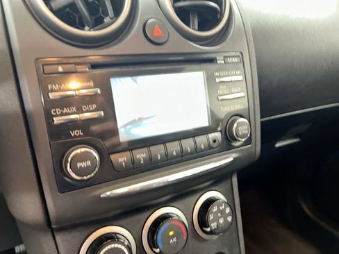 Used 2015 Nissan Rogue S w/ Convenience Package FWD image 14