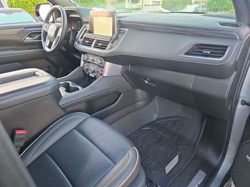 Used 2024 GMC Yukon SLT w/ SLT Premium Package RWD image 22