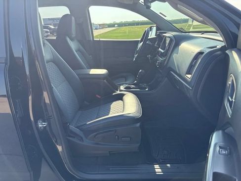 Used 2015 Chevrolet Colorado Z71 w/ LPO, Gearon Bar Package AWD/4WD image 20