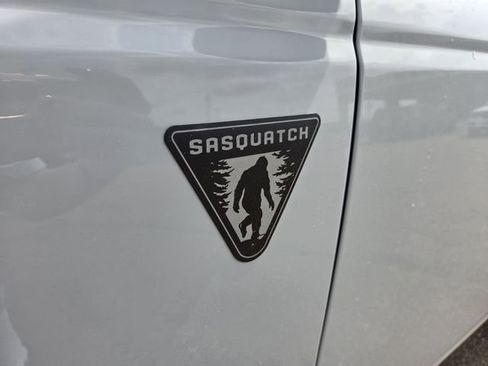 New 2026 Ford Bronco 4-Door w/ Sasquatch Package AWD/4WD image 22