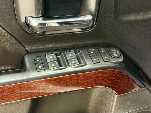 Used 2018 GMC Sierra 1500 SLE w/ Max Trailering Package AWD/4WD image 18