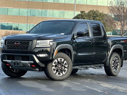 Used 2023 Nissan Frontier PRO-4X w/ Pro Convenience Package image 8