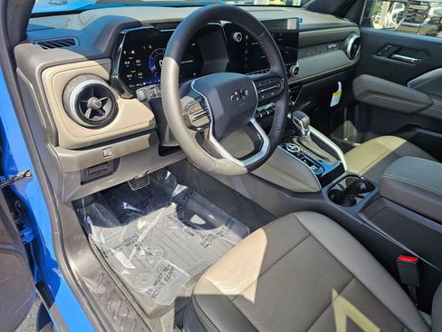New 2026 Chevrolet Colorado ZR2 w/ Technology Package AWD/4WD image 19