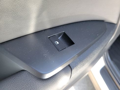 Used 2026 Kia Sportage EX FWD image 14