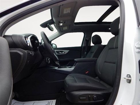 New 2026 Chevrolet Blazer LT w/ LPO, Black Sport Package image 11