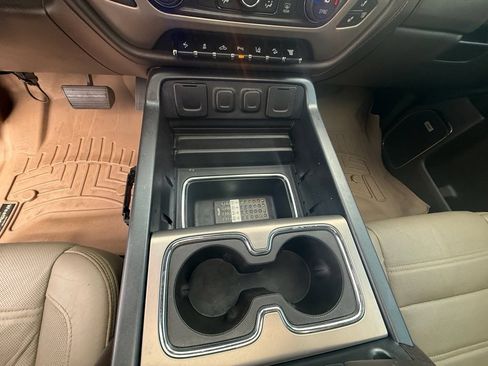 Used 2015 GMC Sierra 2500 Denali w/ Duramax Plus Package image 15