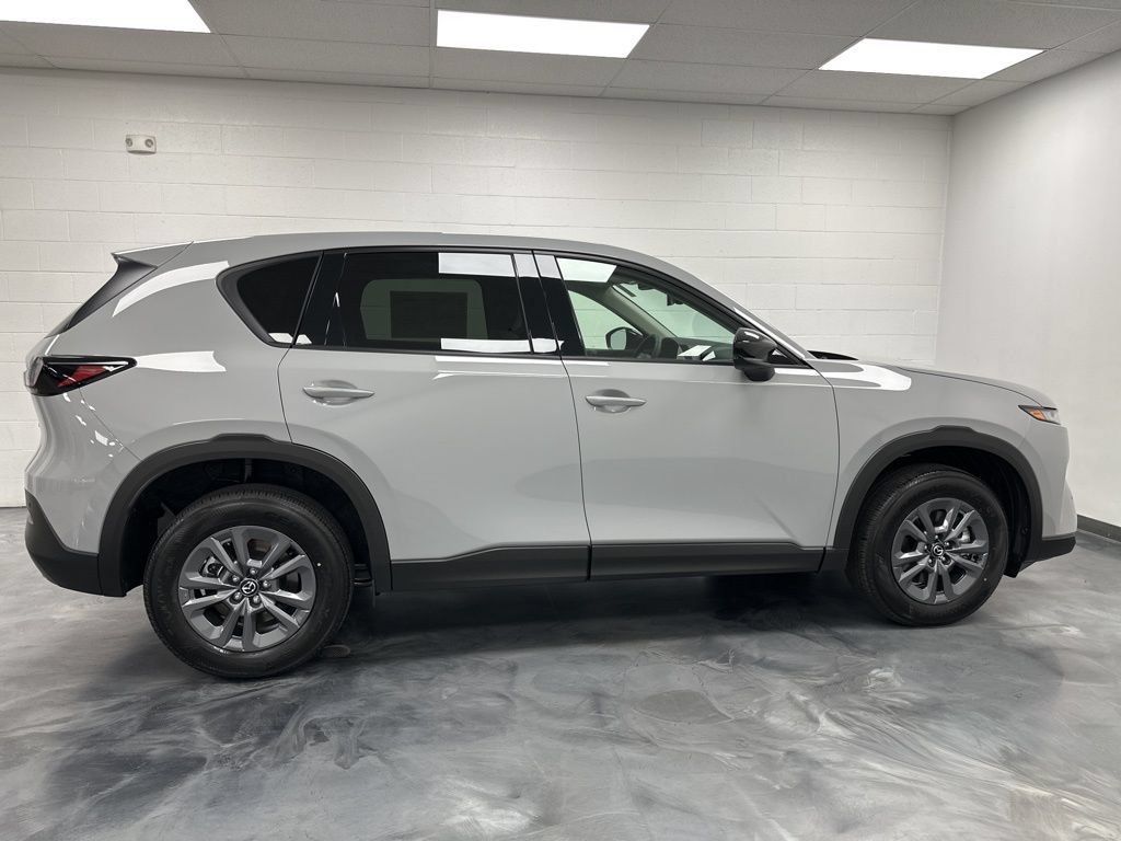 New 2026 MAZDA CX-5 Select AWD/4WD image 5