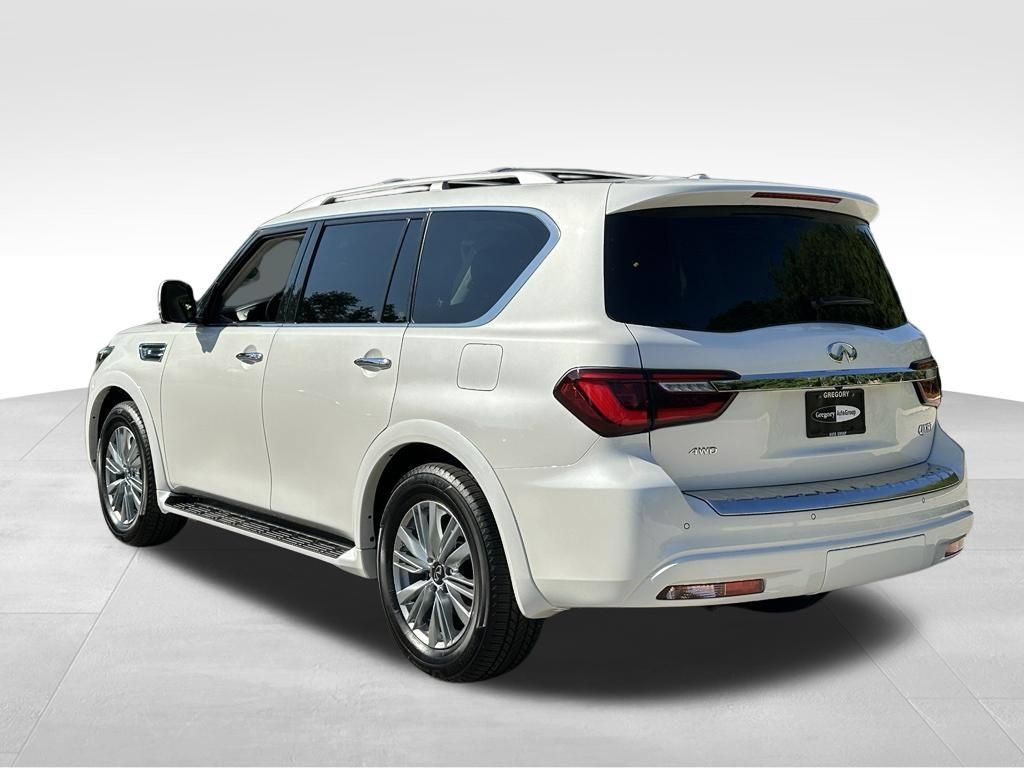 Certified 2023 INFINITI QX80 Luxe w/ Cargo Package AWD/4WD image 9