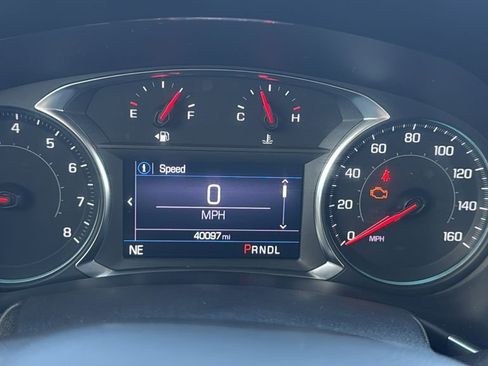 Used 2022 Chevrolet Equinox LT image 17