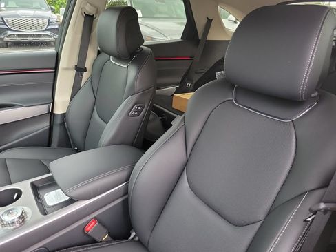 New 2026 Genesis GV70 2.5T Select AWD/4WD image 10
