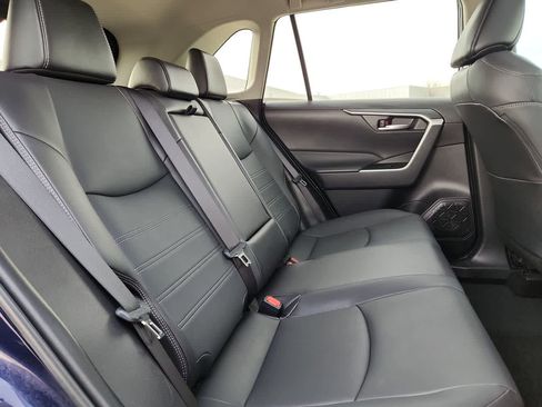 Used 2024 Toyota RAV4 XLE Premium image 17
