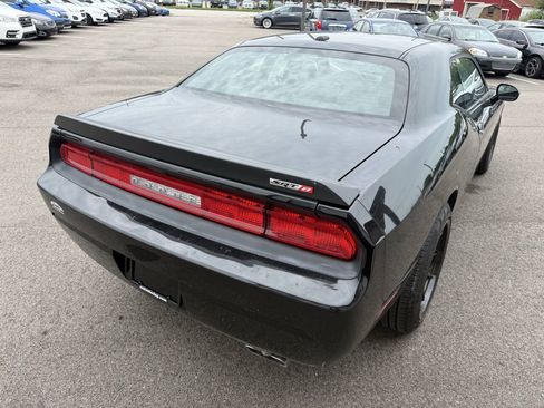 Used 2014 Dodge Challenger SRT8 Core RWD image 7