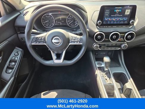 Used 2024 Nissan Sentra SV FWD image 12
