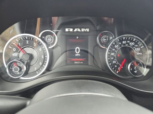 Used 2025 RAM 1500 Tradesman AWD/4WD image 13