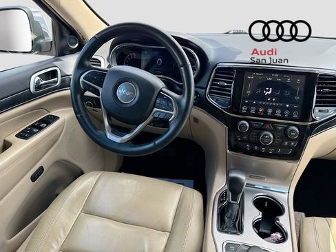 Used 2019 Jeep Grand Cherokee Limited AWD/4WD image 27