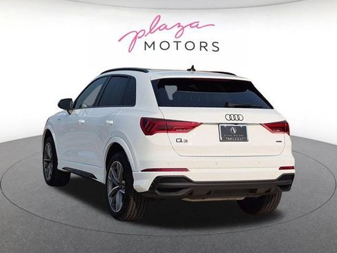 Certified 2025 Audi Q3 2.0T Premium w/ Convenience Package AWD/4WD image 7