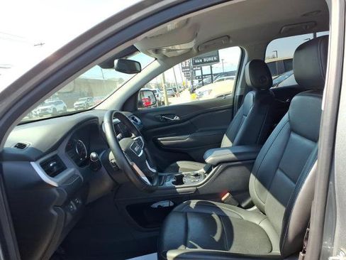 Certified 2023 GMC Acadia SLT AWD/4WD image 20