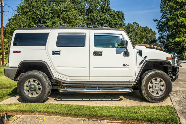Used 2003 HUMMER H2 w/ Preferred Equipment Group AWD/4WD image 9