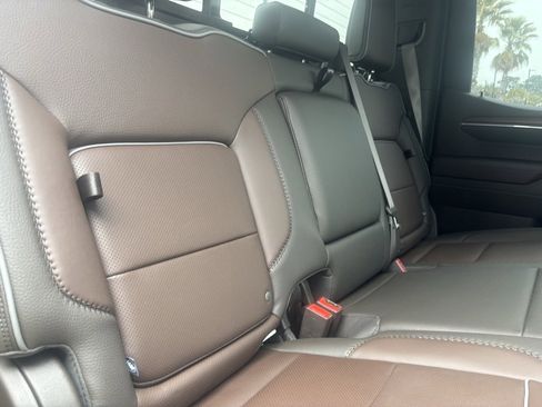 Used 2025 GMC Sierra 1500 Denali image 27