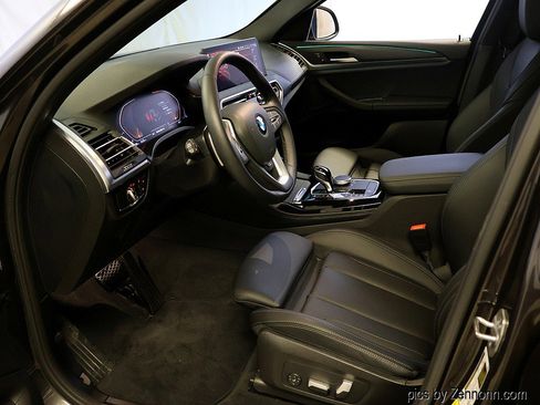 Certified 2023 BMW X4 xDrive30i w/ Premium Package image 11