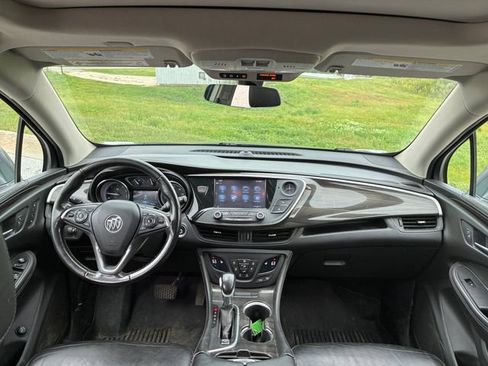 Used 2020 Buick Envision Essence AWD/4WD image 13