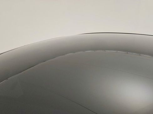 Used 2025 Tesla Model Y Long Range image 10