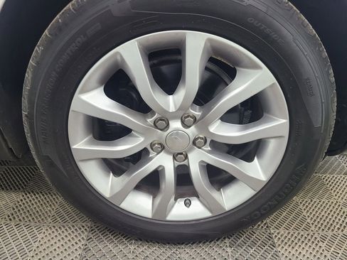 Used 2016 Land Rover Range Rover Sport HSE image 15