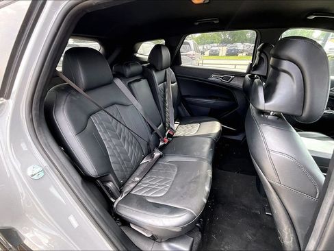 Used 2023 Kia Sportage X-Line AWD/4WD image 36