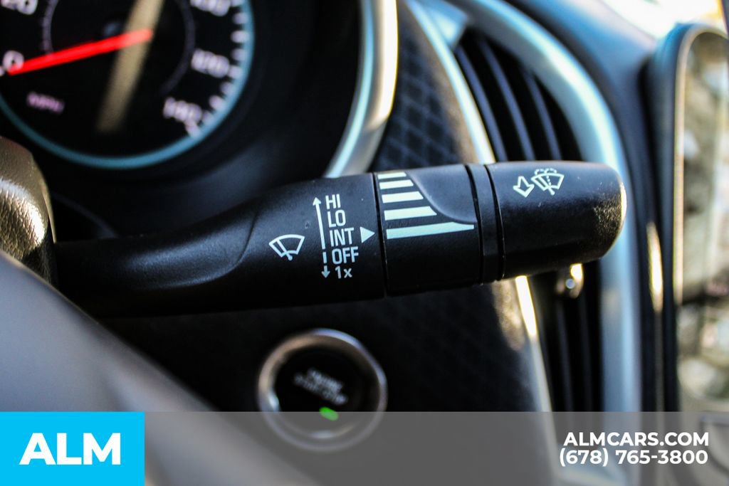 Used 2023 Chevrolet Malibu LT FWD image 23
