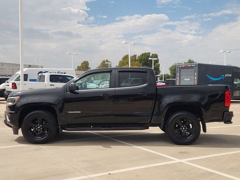 Used 2016 Chevrolet Colorado LT w/ Midnight Edition RWD image 8