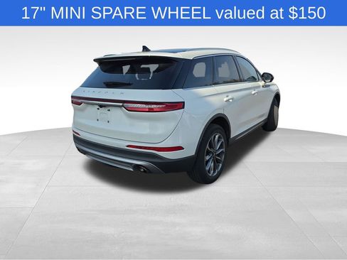 Used 2021 Lincoln Corsair AWD w/ Premium Package image 9