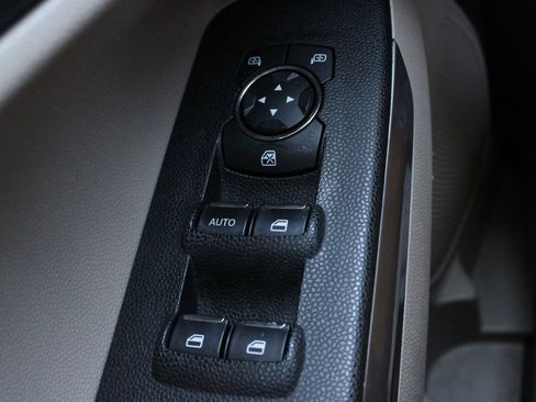 Used 2021 Ford EcoSport Titanium AWD/4WD image 22