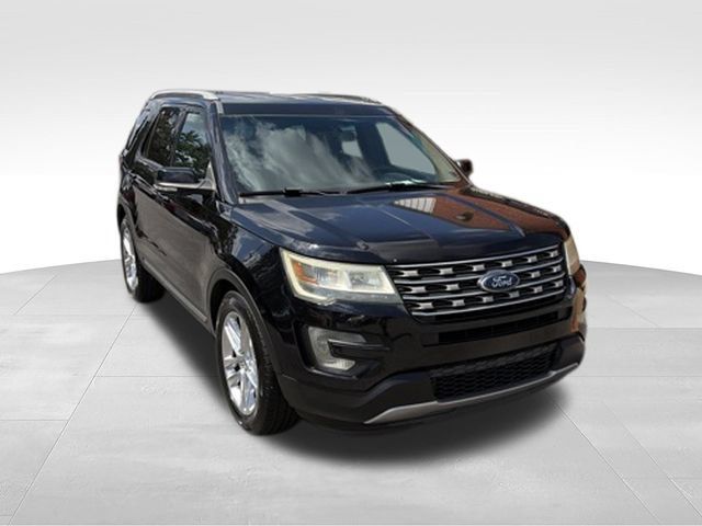 Used 2016 Ford Explorer XLT w/ Equipment Group 202A FWD image 34